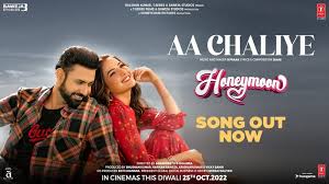 Aa Chaliye Lyrics in Hindi